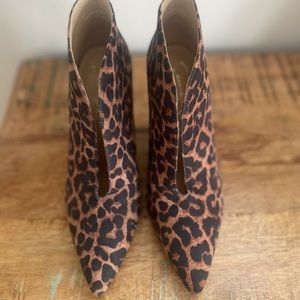 Jessica Simpson heels